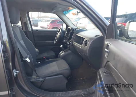 2015 Jeep Patriot Sport из США, поврежденный, VIN 1C4NJRBB4FD347192